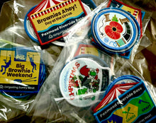 Load image into Gallery viewer, GGSW Surprise Badge Pack
